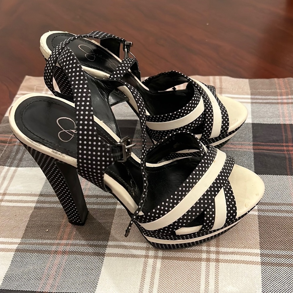 Jessica Simpson high heels platform size 7.5